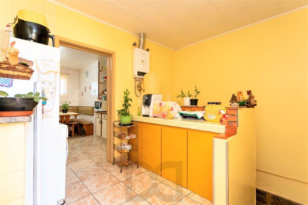 Casa para Venda - 228m², 4 dormitórios, sendo 1 suites, 5 vagas - Teresópolis — foto 44