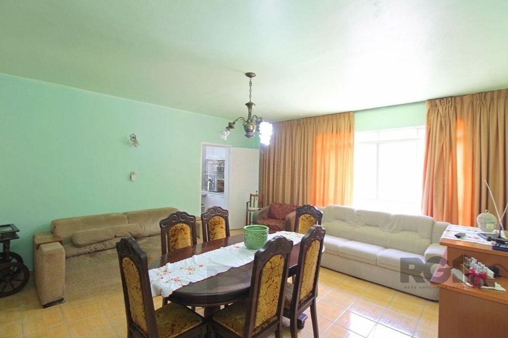 Casa 4 Dormitórios Bairro Teresópolis — foto 9