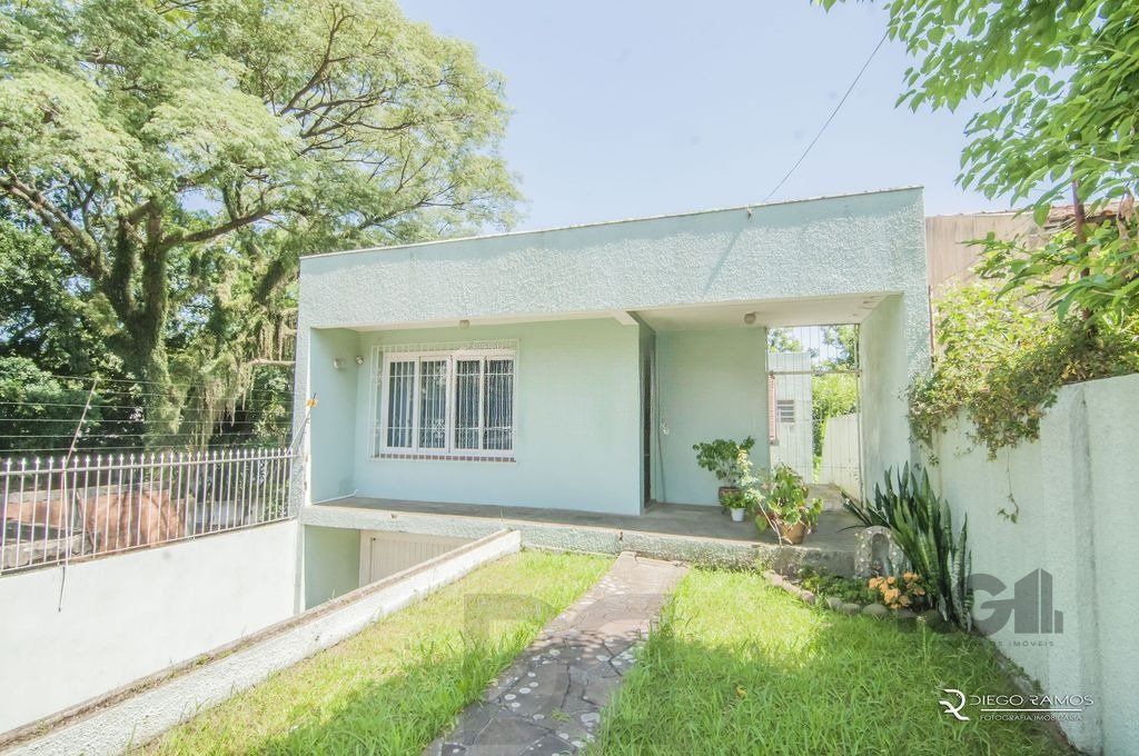 Casa 3 dorms à venda Rua Intendente Alfredo Azevedo, Glória - Porto Alegre — foto 2
