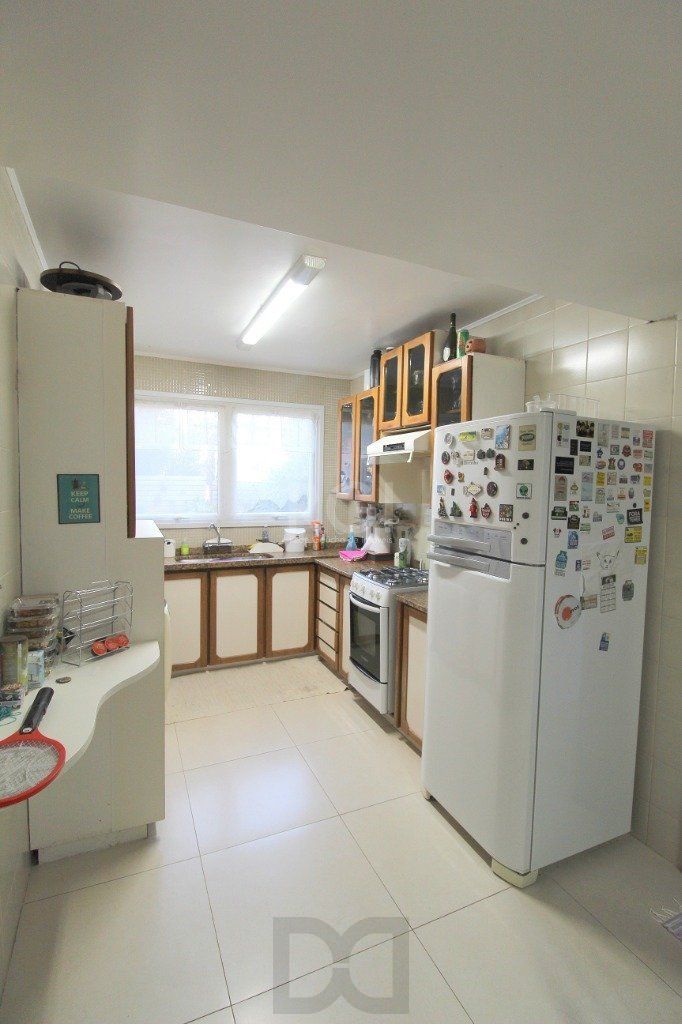 Casa para Venda - 100m², 3 dormitórios, 3 vagas - Nonoai — foto 11