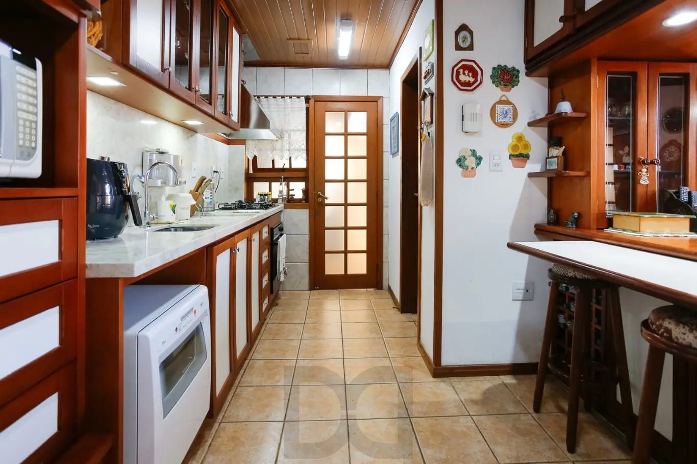 Casa com 3 dormitórios no Bairro Tristeza, em Porto Alegre — foto 7