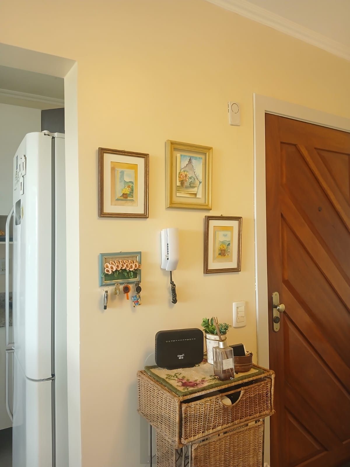 Apartamento de 2 dormitórios com vaga de garagem coberta e escriturada no Bairro Glória – Porto Alegre. — foto 3