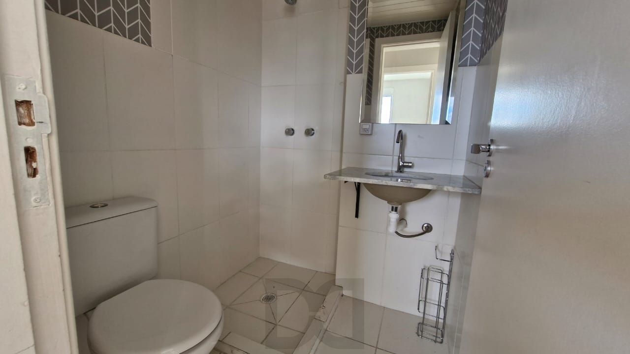 Apartamento de 2 dormitórios sendo 1 suíte, sala cozinha e garagem — foto 12