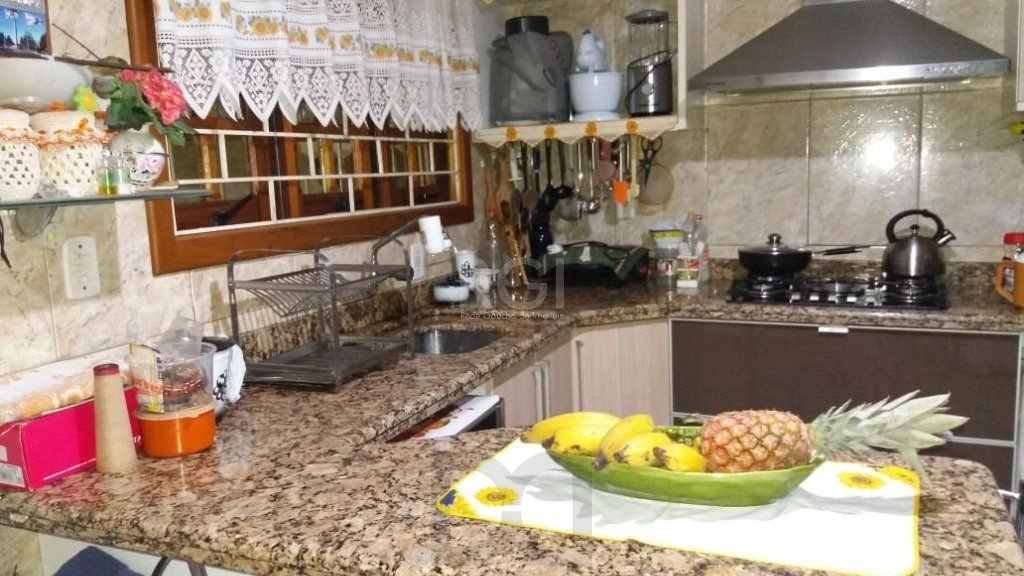 Casa para Venda - 142m², 3 dormitórios, sendo 1 suites, Partenon — foto 11