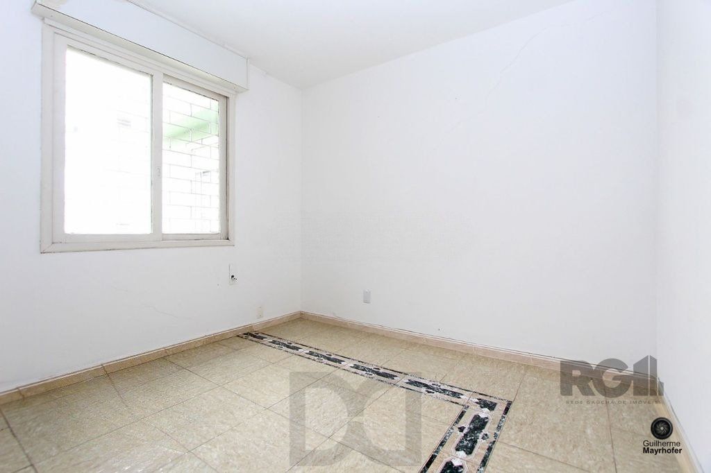 Casa com 5 suítes, 7 banheiros, 4 vagas no bairro Partenon — foto 18