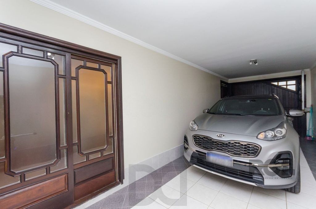 Excelente casa de 379m² com 3 dormitórios, piscina e 4 vagas. — foto 15