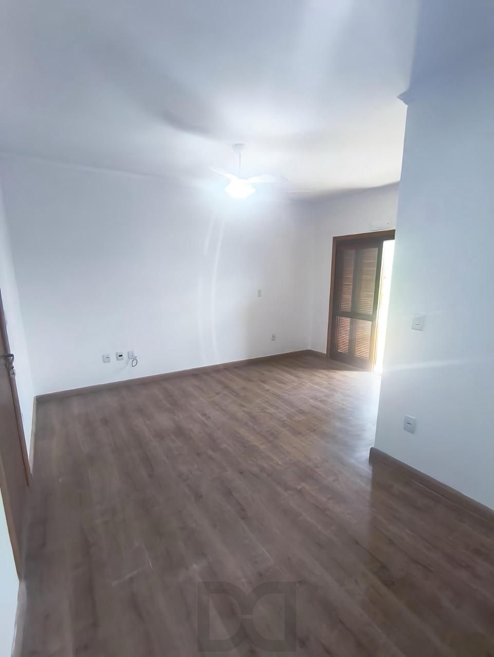 Casa de 3 dormitórios á venda no Bairro Guarujá - Porto Alegre — foto 3