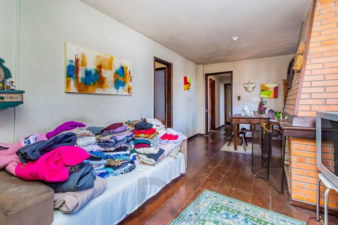 Casa de 3 dormitórios no Bairro Vila Jardim - Porto Alegre — foto 3