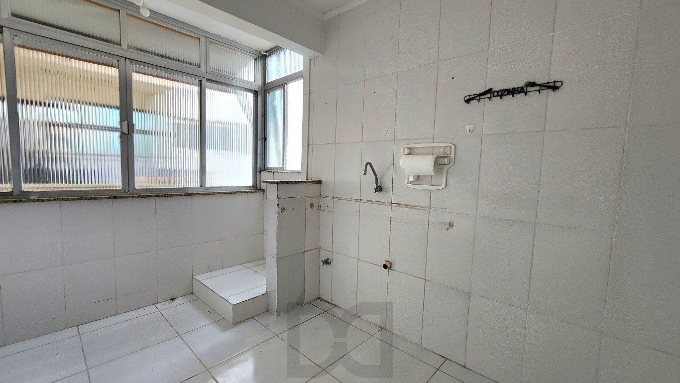 Apartamento com 2 Quartos e 1 banheiro à Venda, 67 m² no bairro Cavalhada — foto 9