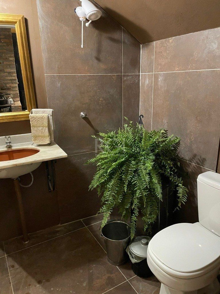 Casa para Venda - 260m², 3 dormitórios, sendo 2 suites, 2 vagas - Nonoai — foto 15