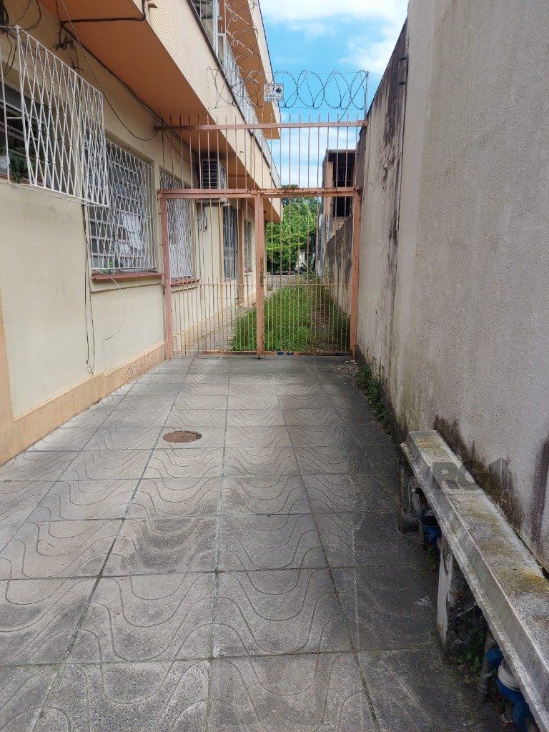 EXCELENTE PONTO COMERCIAL OU RESIDENCIAL, terreno medindo 13,96 x 100,79m — foto 7