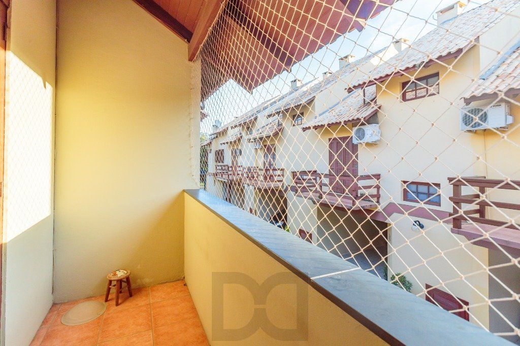 Casa 160m² - 3 dormitórios, 1 suíte, churrasqueira, terraço e 2 vagas de garagem no Guarujá — foto 8
