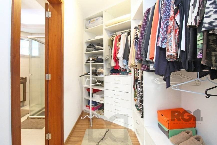 Casa 245m² - 3 dormitórios, 4 vagas no bairro Cavalhada — foto 21