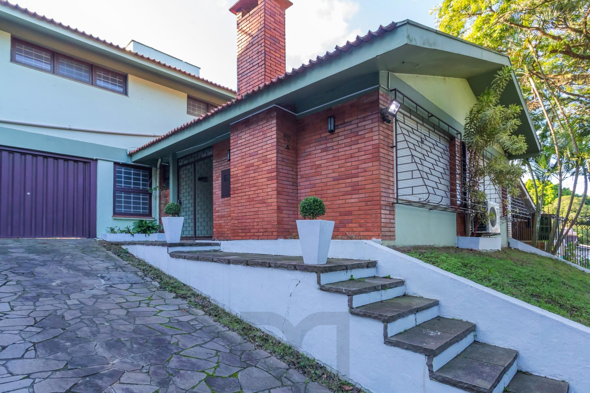 Casa com piscina e patio ampla no bairro Boa Vista, Porto Alegre/RS — foto 1