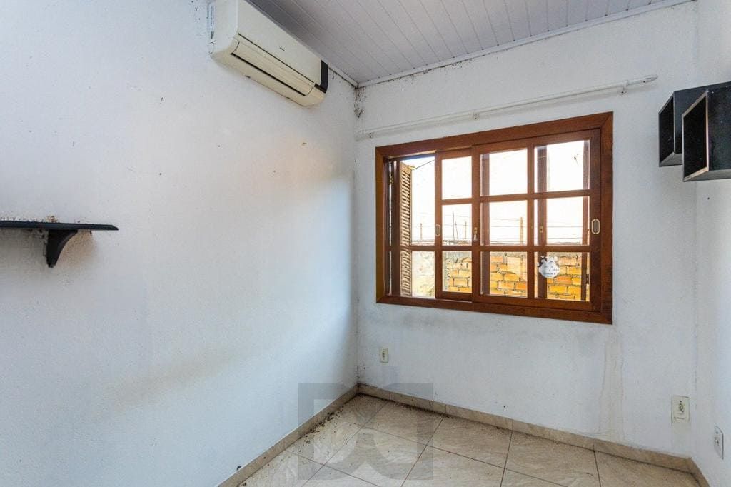 Casa de 3 dormitórios no Bairro Lomba do Pinheiro - Porto Alegre — foto 11