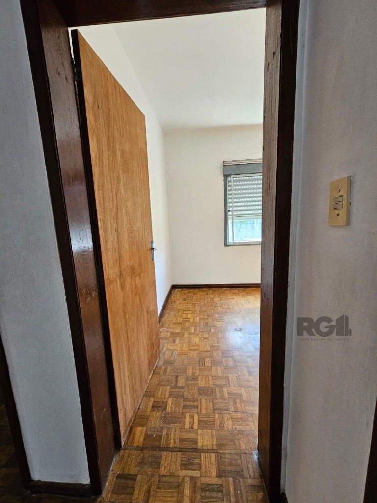 Casa para Venda - 248.56m², 5 dormitórios, 2 vagas - Teresópolis — foto 9