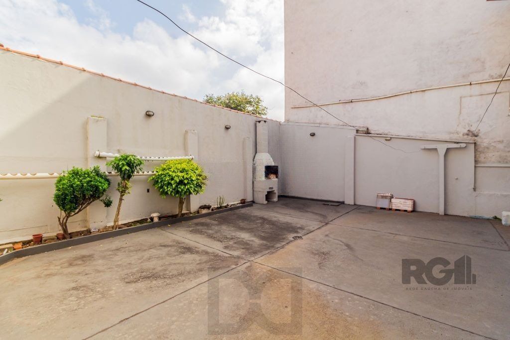 Casa de 4 dormitórios no bairro Sarandi — foto 37