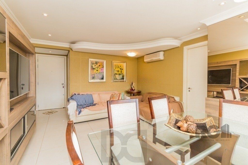 Apartamento 95m² - semi mobiliado, 3 dormitórios, 1 suíte e 2 vagas no bairro Passo da Areia — foto 2