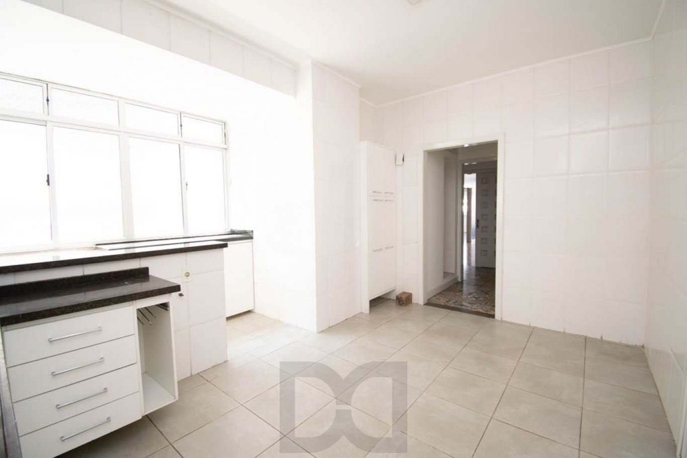 Apartamento de 3 dormitórios à venda no Bairro Centro Histórico, Porto Alegre. — foto 9