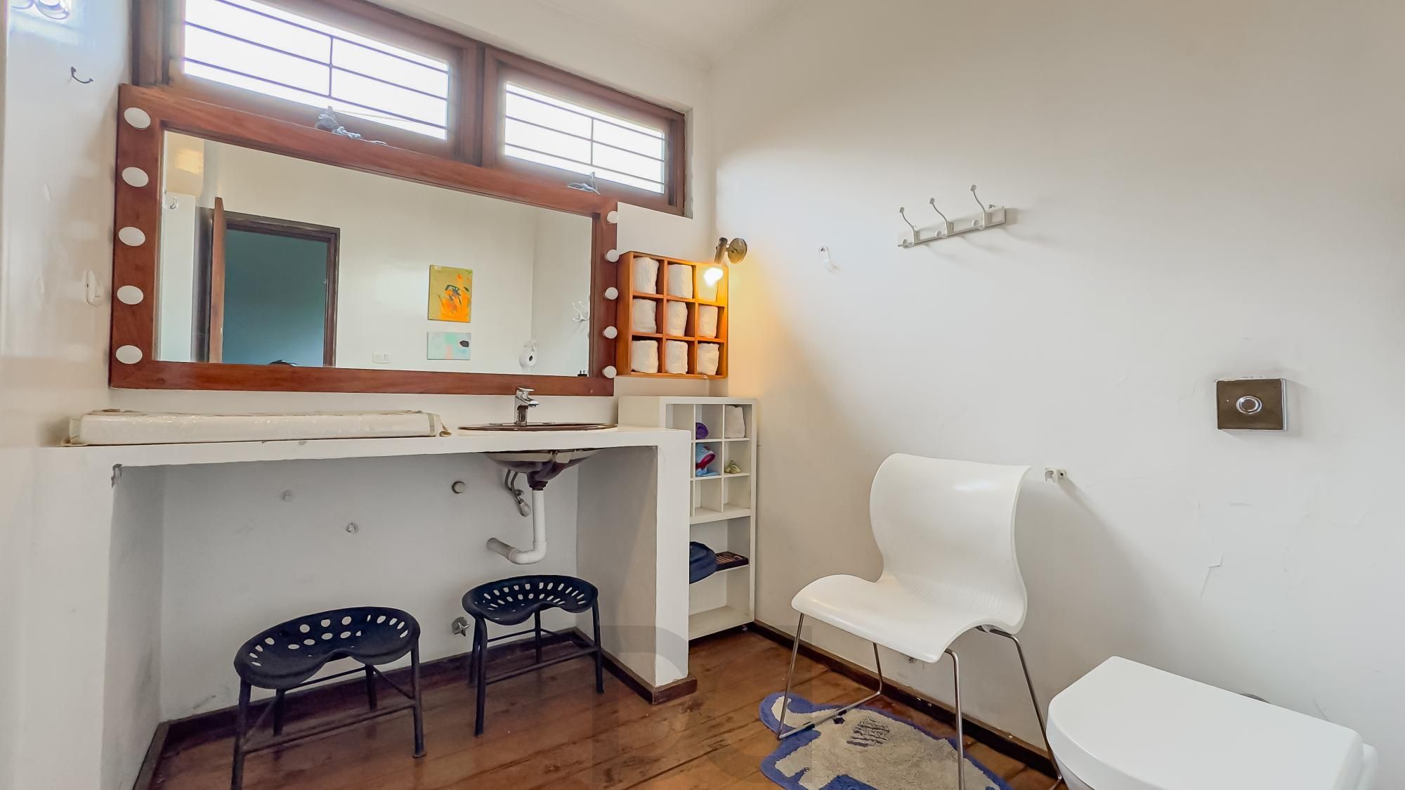 Casa com 3 quartos e 313m² à venda em Chácara das Pedras, Porto Alegre. Rua Joao Paetzel, Chácara Das Pedras, Porto Alegre — foto 47
