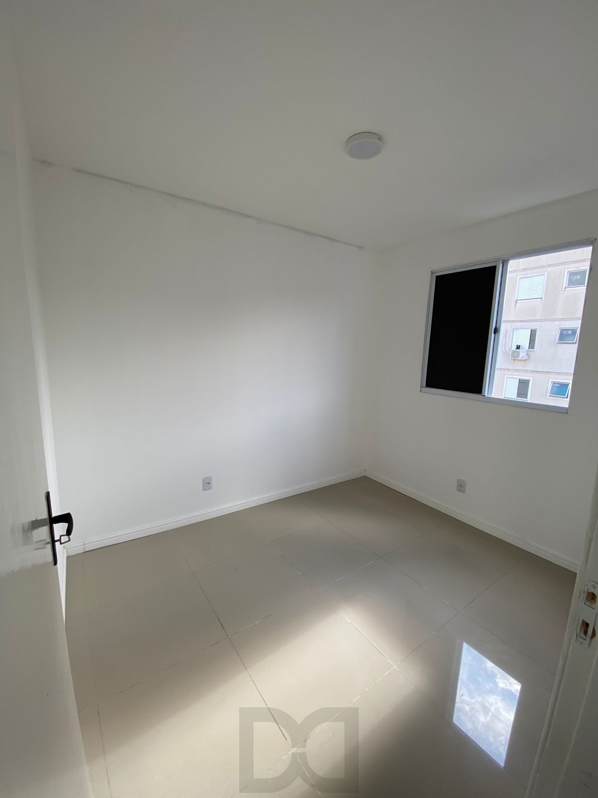 Apartamento de 2 dormitorios á venda no Bairro Vila Nova. — foto 10
