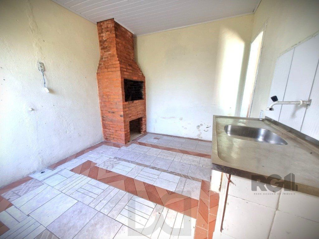 Casa 4 Dormitório(s) Bairro Nonoai — foto 23
