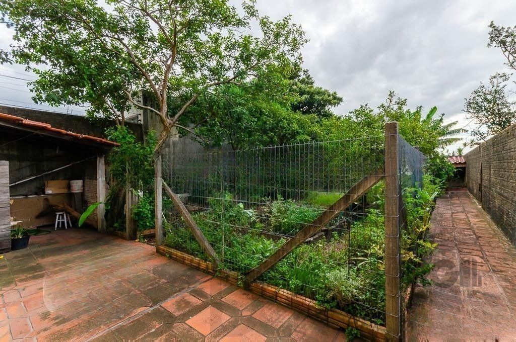 Casa de 3 dormitórios no bairro Vila Jardim — foto 5