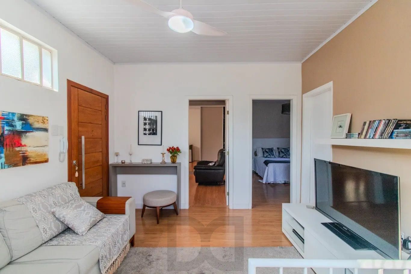 Casa de 3 dormitórios com 90m² à venda no Bairro Medianeira — foto 3