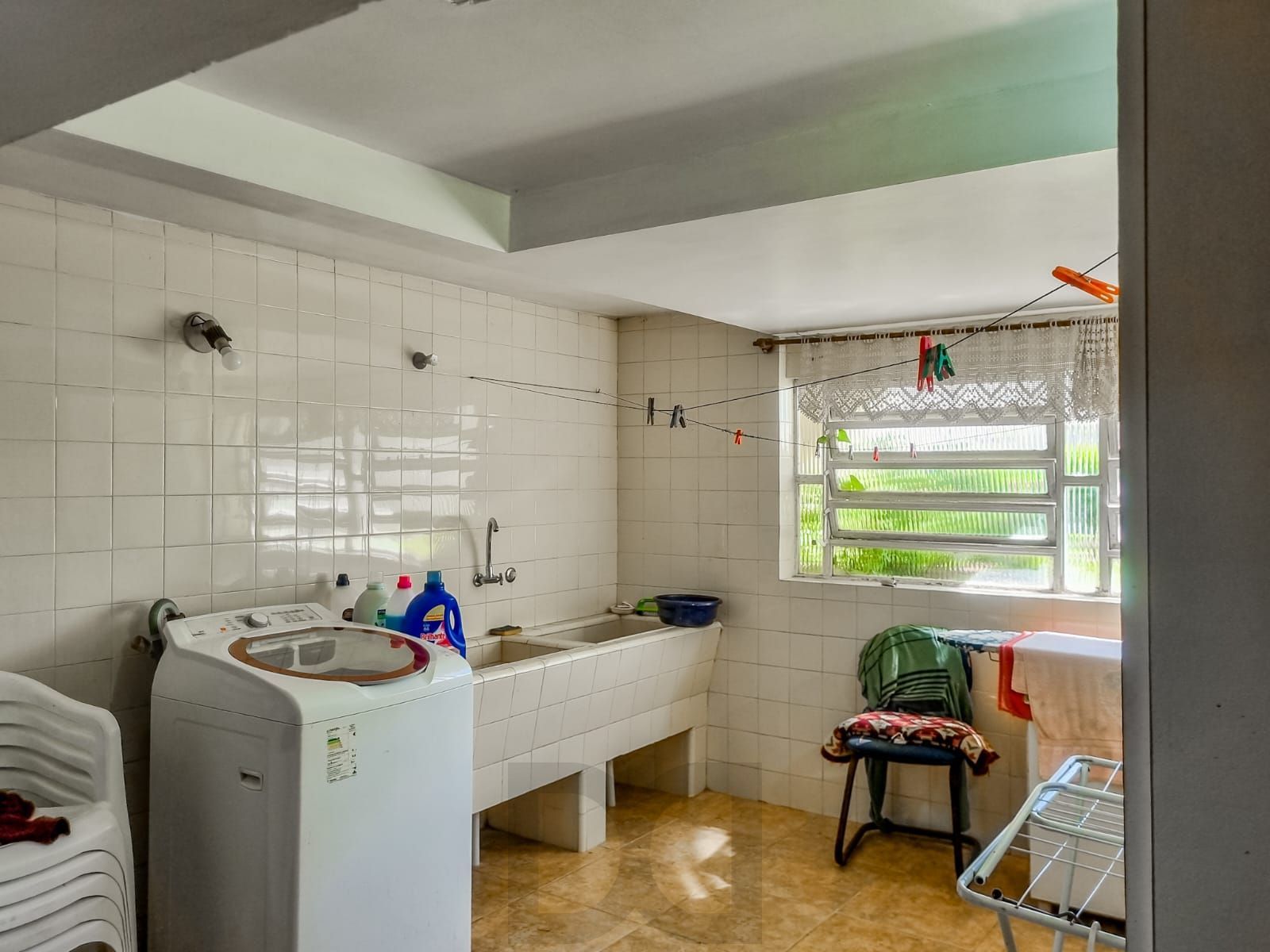 Casa Térrea 280 m² em Teresópolis – 4 Dorms, Escritório e Edícula — foto 38