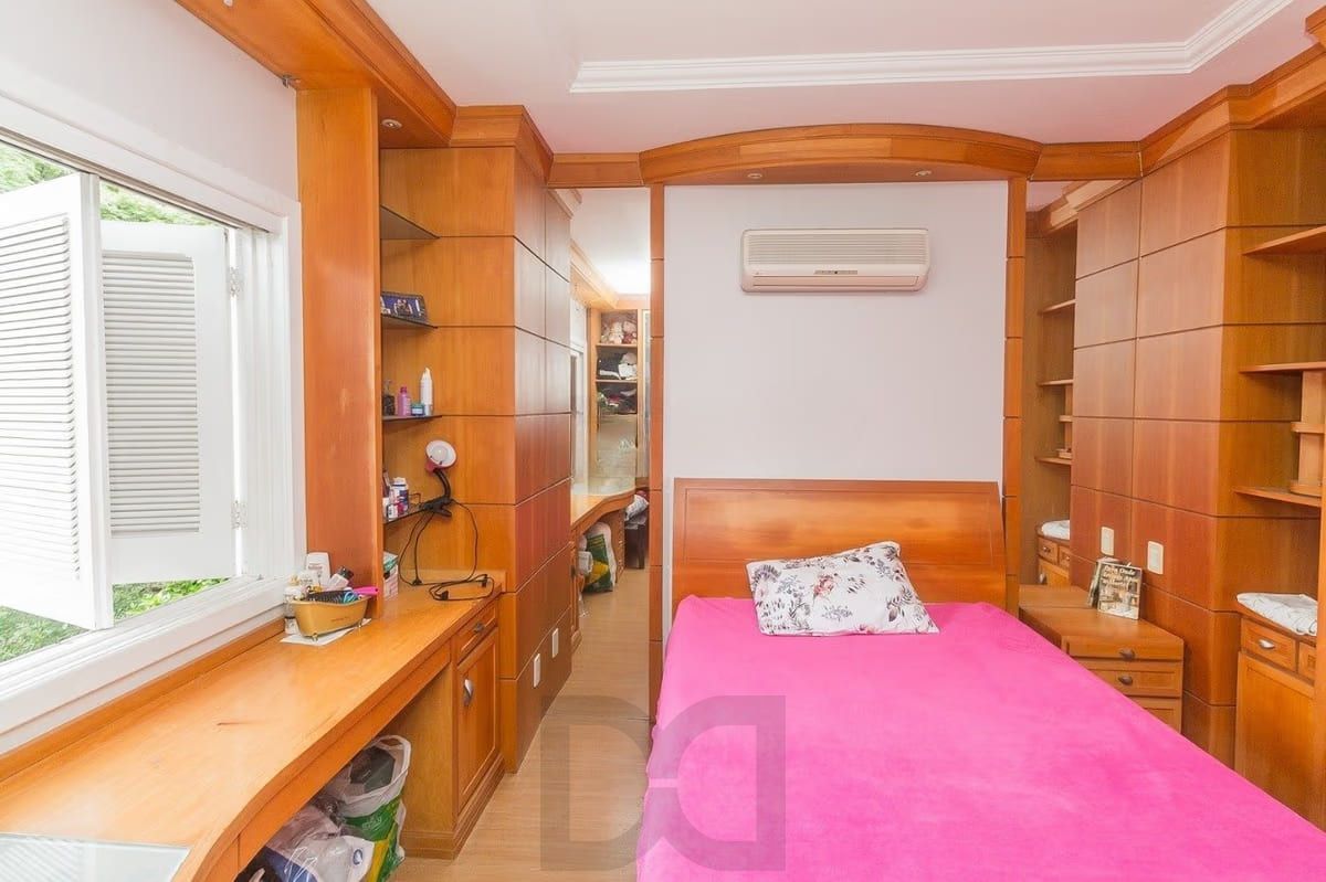Casa com 5 dormitórios à venda em Parque Santa Fé, Porto Alegre. — foto 5