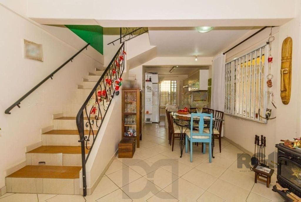 Casa 5 Dormitório(s) Bairro Teresópolis — foto 4