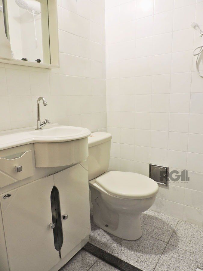 Casa 4 Dormitórios Bairro Gloria — foto 13