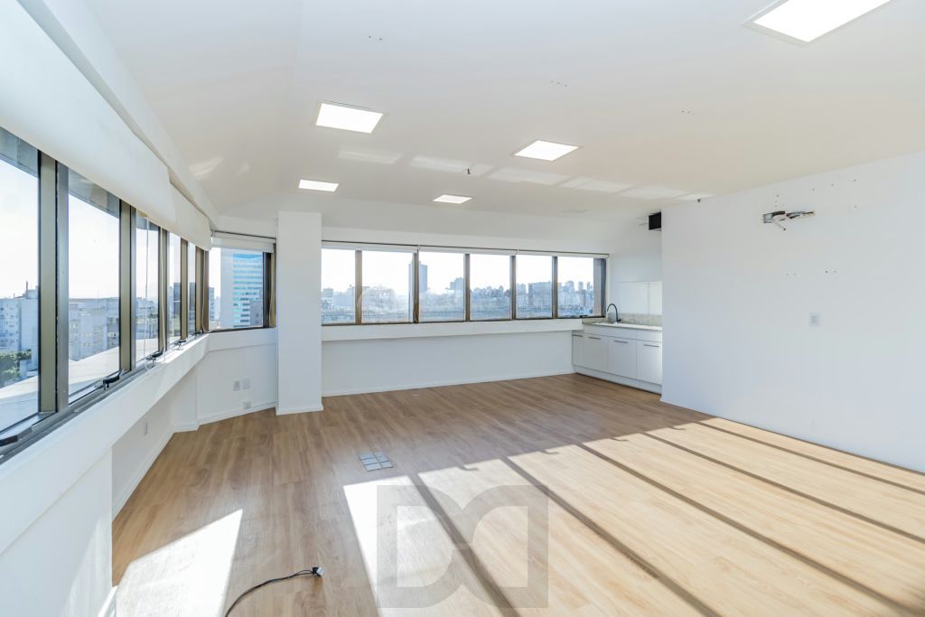 Sala / Conjunto Comercial à venda no Bairro Moinhos de Vento - Porto Alegre — foto 21