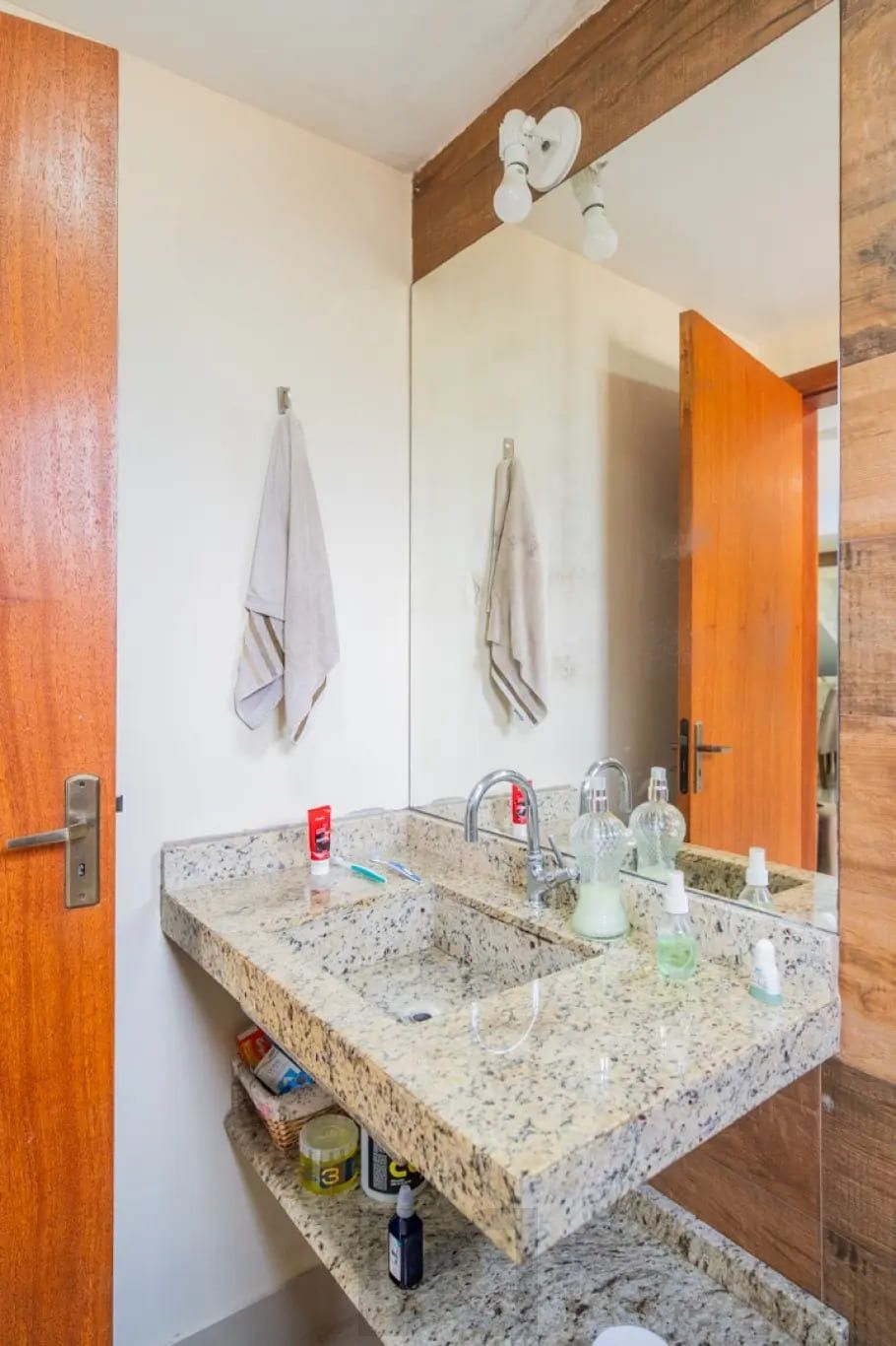 Casa de 3 dormitórios à venda em Santa Tereza, Porto Alegre. — foto 8