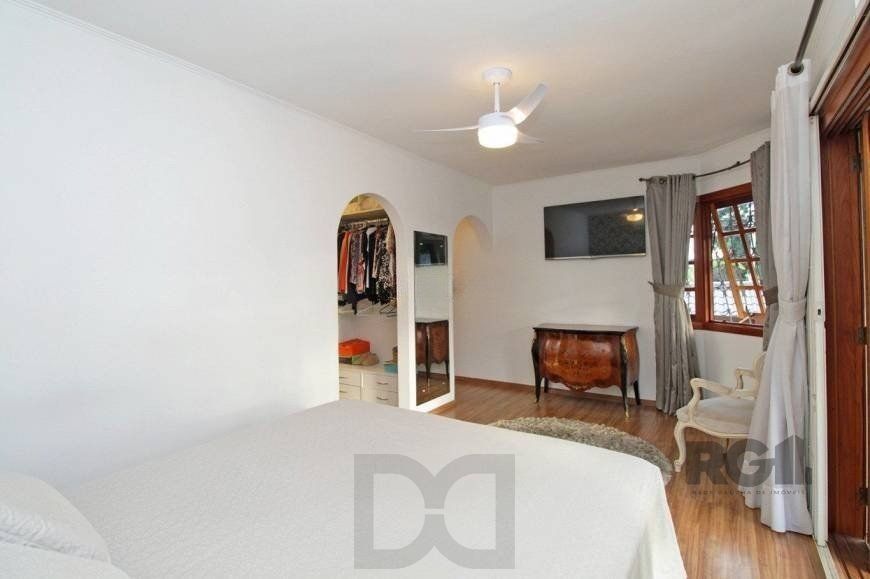 Casa 245m² - 3 dormitórios, 4 vagas no bairro Cavalhada — foto 20