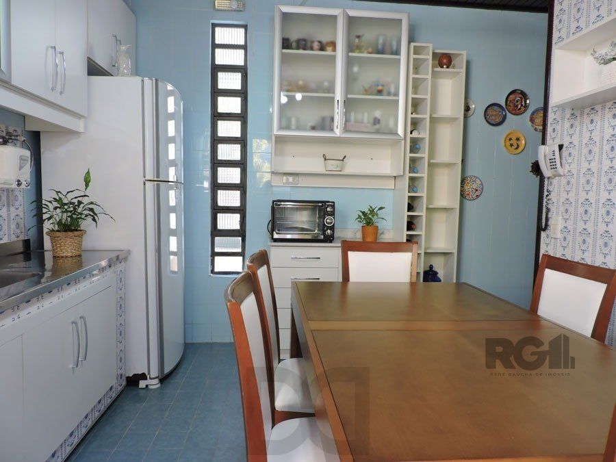 Casa 4 Dormitórios Bairro Gloria — foto 17