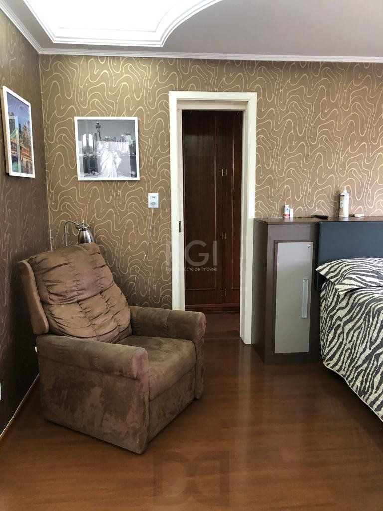Casa à venda - 230m², 4 quartos, sendo 2 suítes, churrasqueira, piscina e 03 vagas de garagem — foto 15