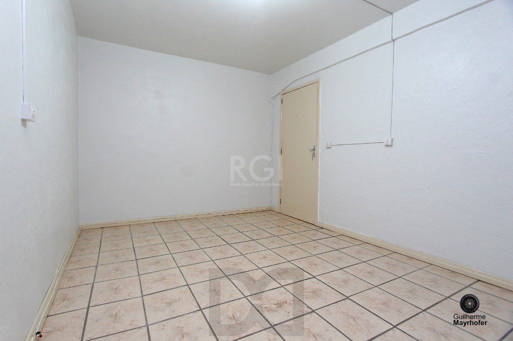 Casa para Venda - 233m², 4 dormitórios, 5 vagas - Nonoai — foto 15
