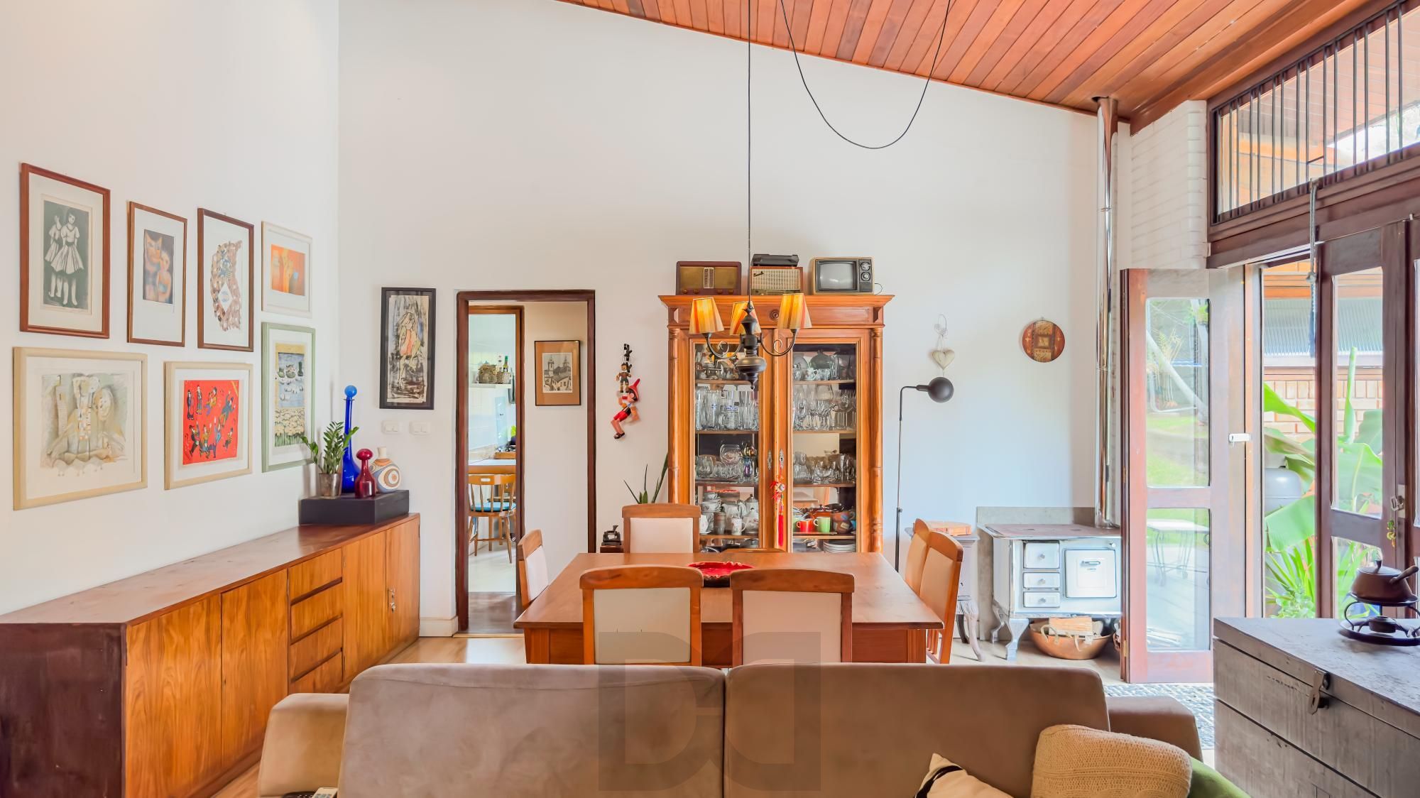 Casa com 3 quartos e 313m² à venda em Chácara das Pedras, Porto Alegre. Rua Joao Paetzel, Chácara Das Pedras, Porto Alegre — foto 21