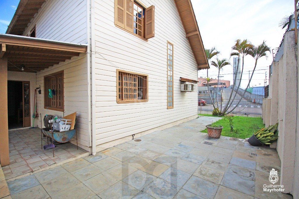 Casa para Venda - 235m², 3 dormitórios, sendo 1 suites, 3 vagas - Sarandi — foto 27