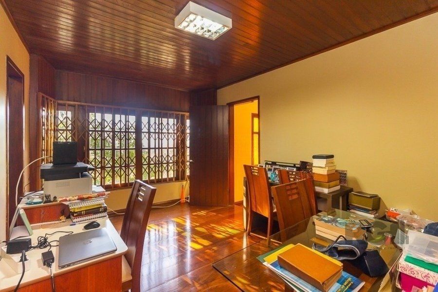 Casa 4 Dormitórios, piscina, bairro Teresópolis — foto 40