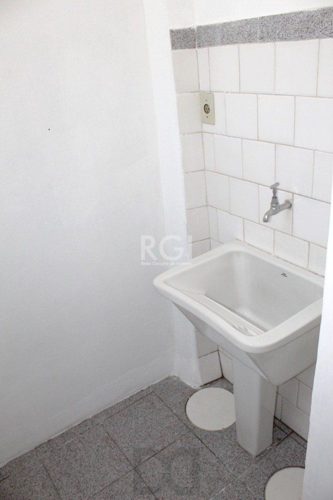 Apartamento para Venda - 69m², 2 dormitórios, Nonoai — foto 9