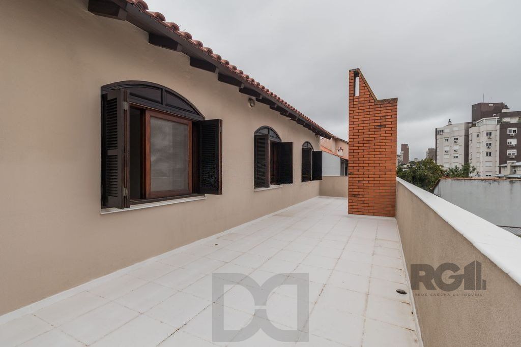 Casa com 287m², 5 dormitórios, piscina, 4 vagas no bairro Jardim Itu — foto 29