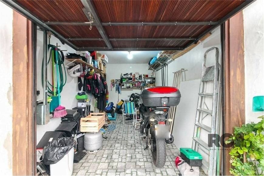 Casa de 285m² - 4 dormitórios, 4 vagas no bairro Bom Jesus — foto 34