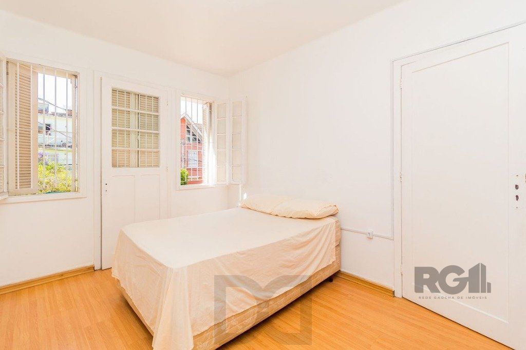 Casa com 99,73m², 2 dormitórios, 2 vagas no bairro Floresta — foto 8