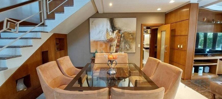 Excelente casa de 386m² com 04 dormitórios sendo 03 suítes. — foto 10