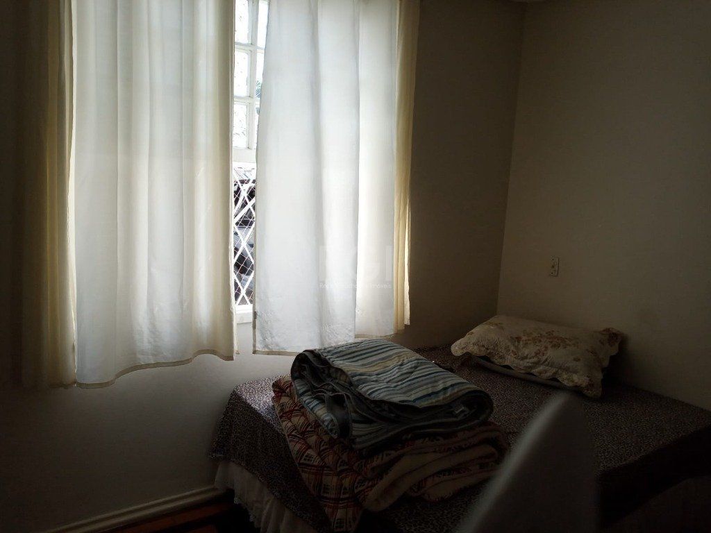 Casa para Venda - 384m², 3 dormitórios, sendo 1 suites, 3 vagas - Teresópolis — foto 26