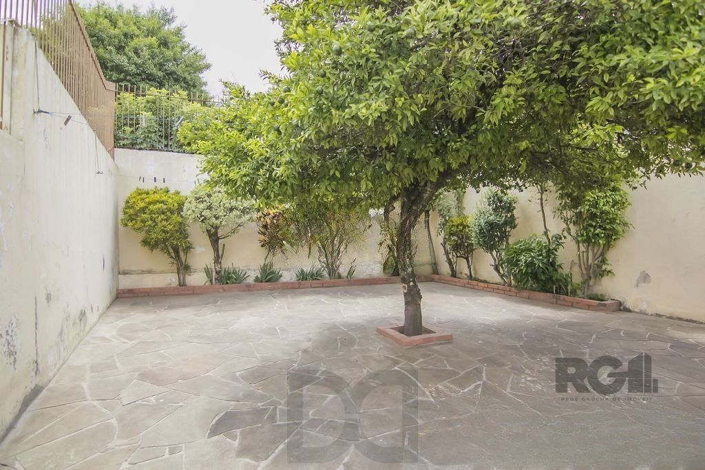 Casa de 2 dormitórios, no bairro Partenon — foto 18