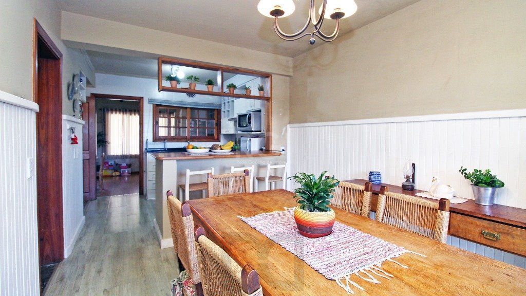 Sobrado 3 dormitórios, 1suíte, área gourmet com churrasqueira, piscina. — foto 20