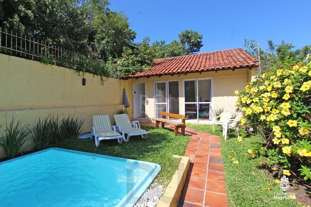 Casa para Venda - 240m², 5 dormitórios, sendo 1 suites, 3 vagas - Menino Deus — foto 4